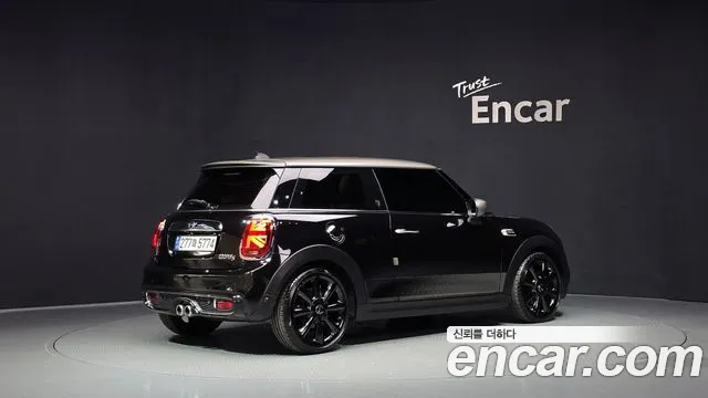 MINI Hatch 2020 thumb 2