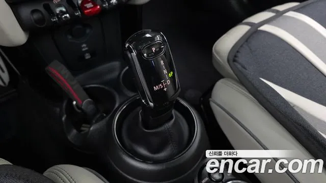 MINI Hatch 2020 thumb 9