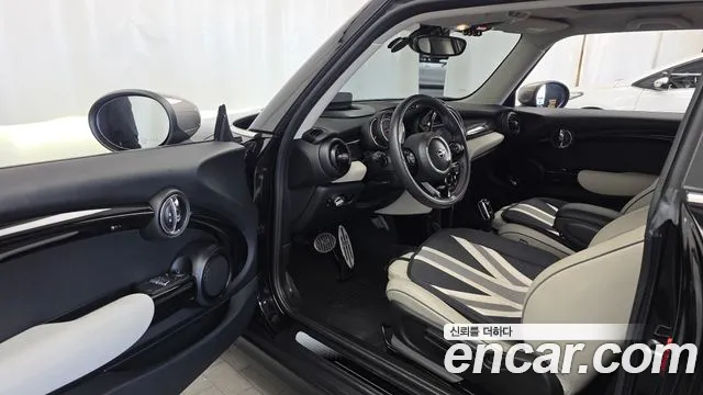 MINI Hatch 2020 thumb 10