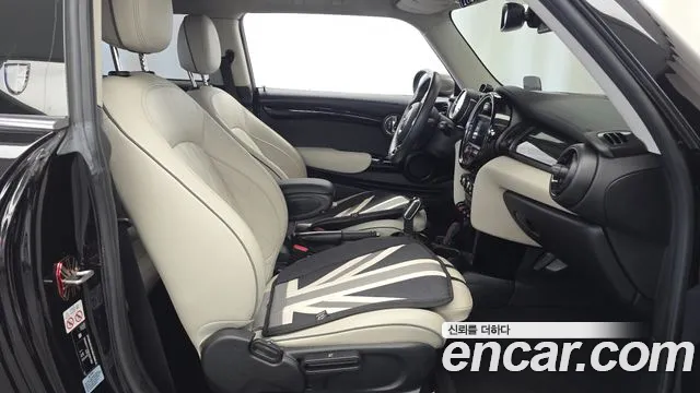 MINI Hatch 2020 thumb 11