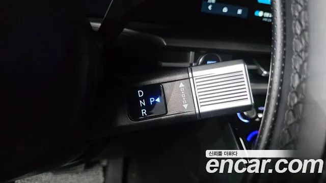 Hyundai Santa Fe 2024 thumb 9
