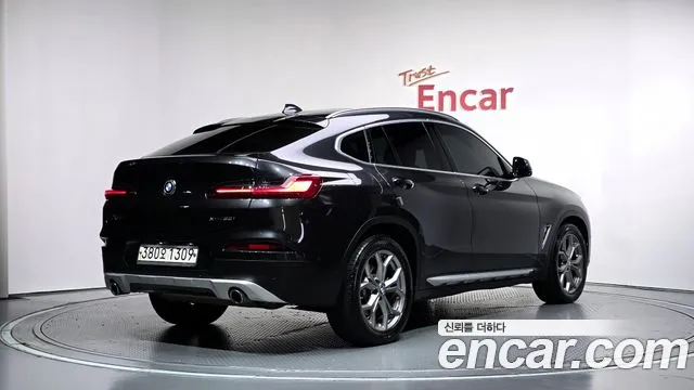 BMW X4 2020 thumb 2