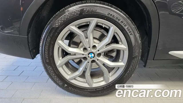 BMW X4 2020 thumb 5