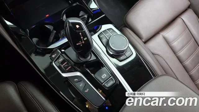 BMW X4 2020 thumb 9