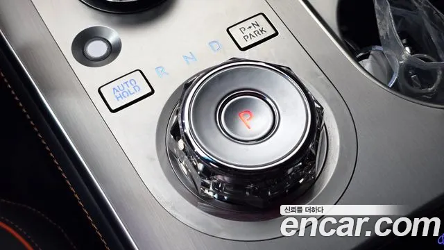 Genesis GV70 2025 thumb 9