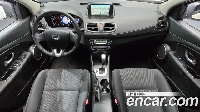 Renault-KoreaSamsung Fluence 2015 thumb 7