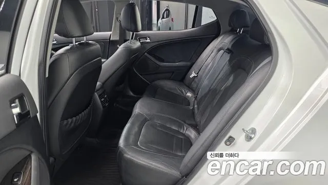 Kia K5 2012 thumb 12