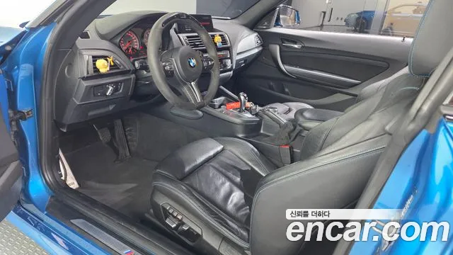 BMW M2 2017 thumb 7