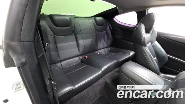 Hyundai Genesis 2011 thumb 12