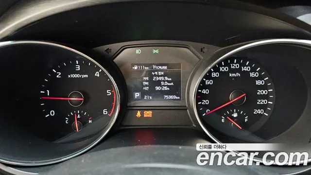 Kia Carnival 2018 thumb 8