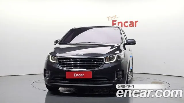 Kia Carnival 2016 thumb 3