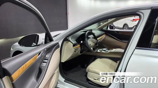 Genesis G80 2023 thumb 10