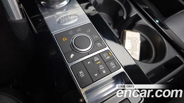 Land Rover Discovery 2018 thumb 8