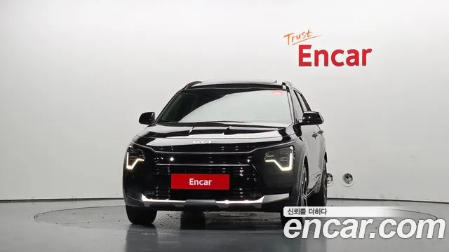 Kia Niro 2023 thumb 3