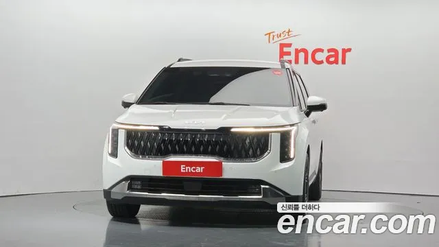 Kia Carnival 2024 thumb 3