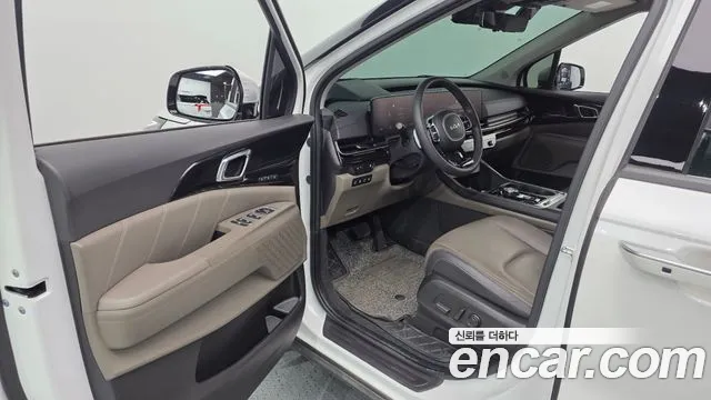 Kia Carnival 2024 thumb 10