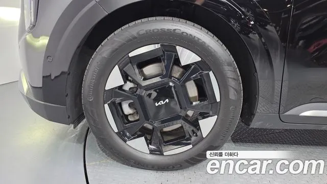 Kia Carnival 2024 thumb 5