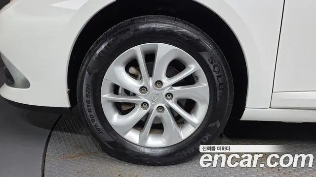 Renault-KoreaSamsung Fluence 2014 thumb 5