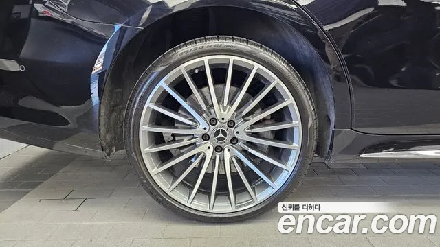 Mercedes-Benz S-Класс 2024 thumb 5