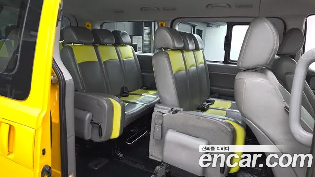 Hyundai Starex 2017 thumb 11