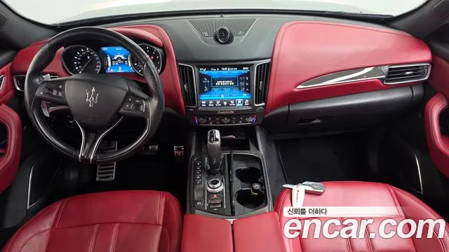 Maserati Levante 2019 thumb 7