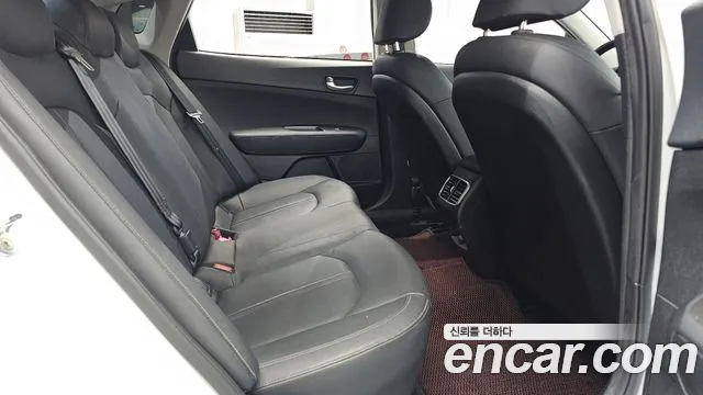 Kia K5 2019 thumb 11