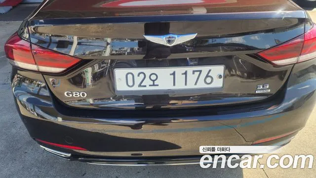 Genesis G80 2018 thumb 2
