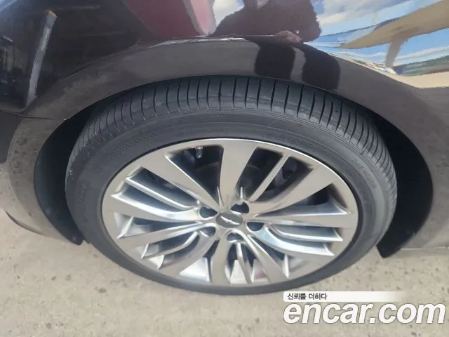 Genesis G80 2018 thumb 5