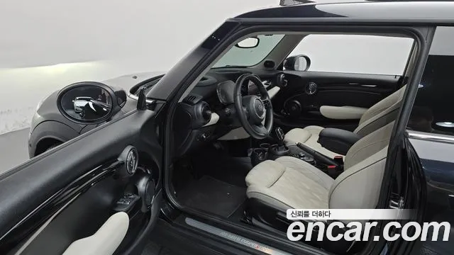 MINI Hatch 2023 thumb 10
