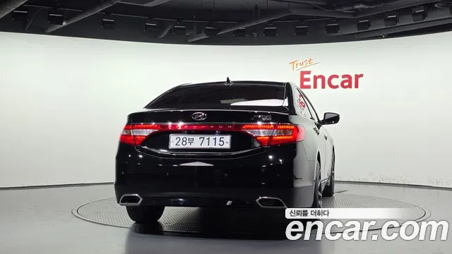 Hyundai Grandeur 2014 thumb 4