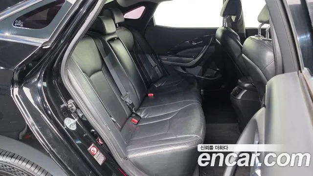 Hyundai Grandeur 2014 thumb 12