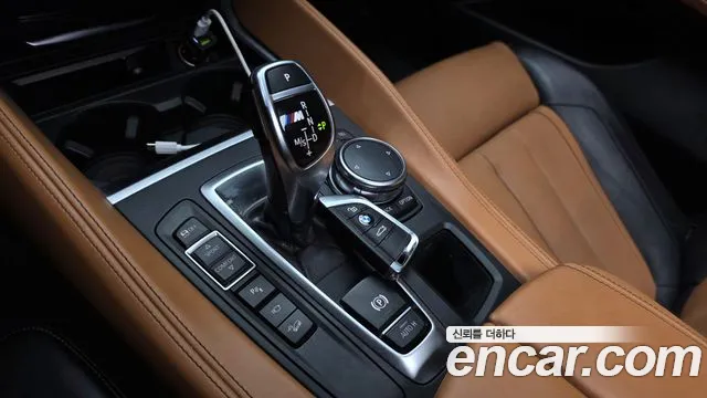 BMW X6 2015 thumb 9