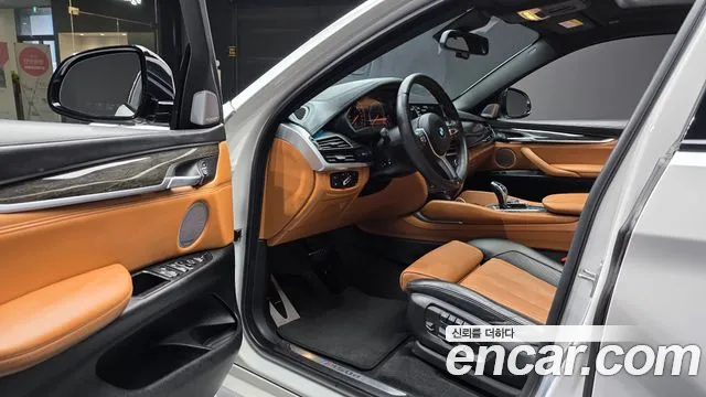 BMW X6 2015 thumb 10