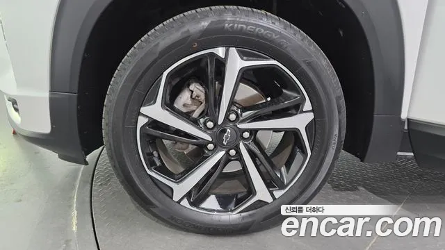 ChevroletGMDaewoo TrailBlazer 2021 thumb 5