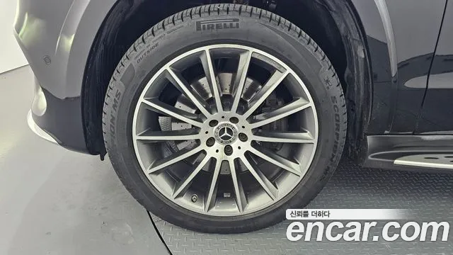 Mercedes-Benz GLS 2019 thumb 4