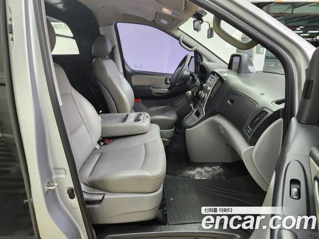 Hyundai Starex 2014 thumb 10