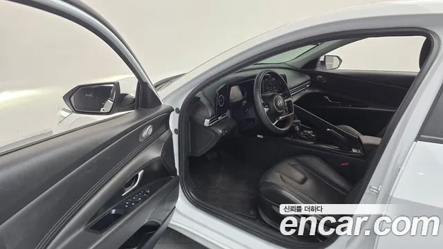 Hyundai Avante 2024 thumb 10