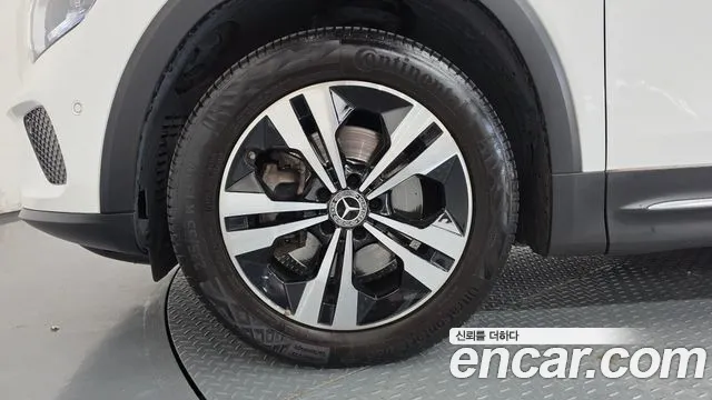 Mercedes-Benz GLB 2021 thumb 5