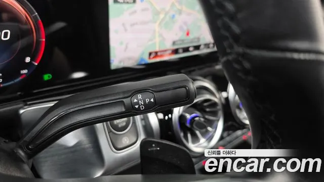 Mercedes-Benz GLB 2021 thumb 9