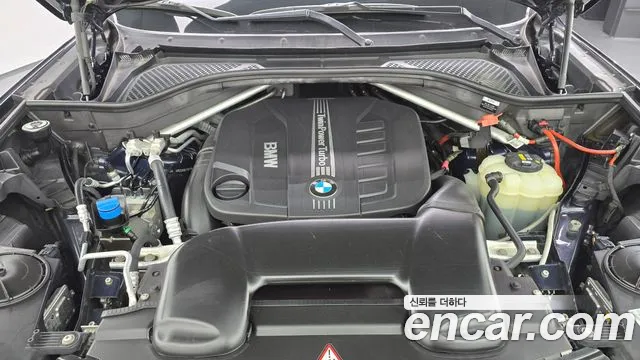 BMW X5 2016 thumb 6