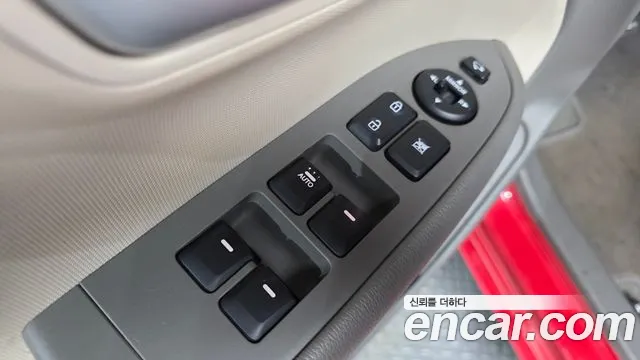 Kia Ray 2012 thumb 12