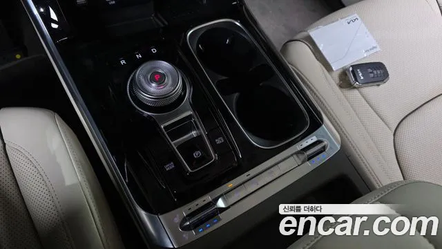 Kia Carnival 2022 thumb 8