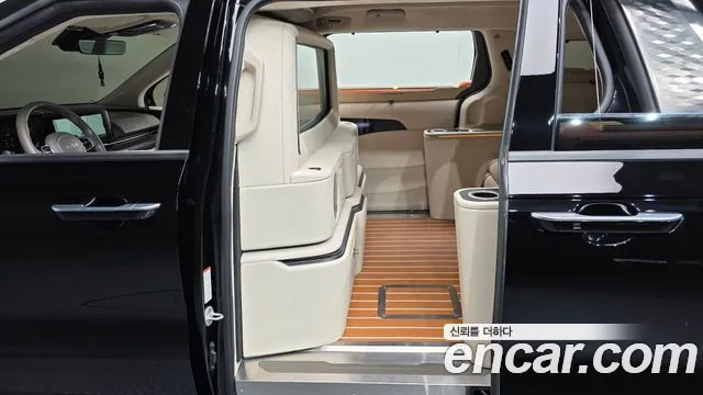Kia Carnival 2022 thumb 10