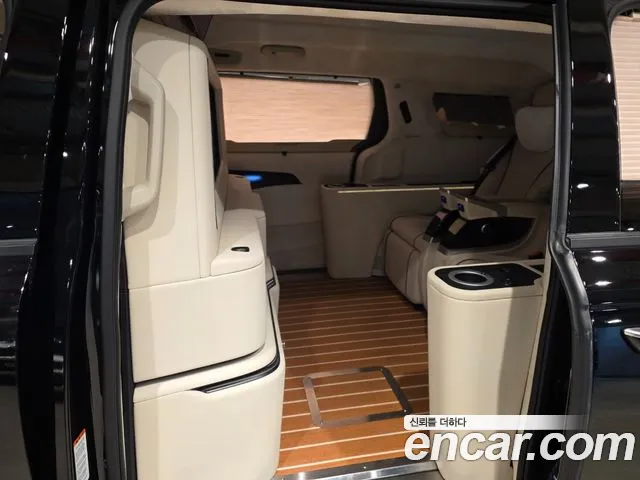 Kia Carnival 2022 thumb 11