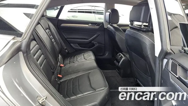 Volkswagen Arteon 2019 thumb 12