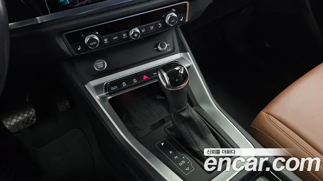 Audi Q3 2020 thumb 9