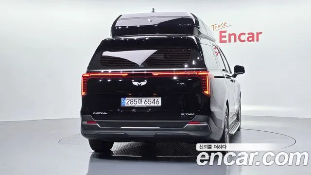 Kia Carnival 2024 thumb 3