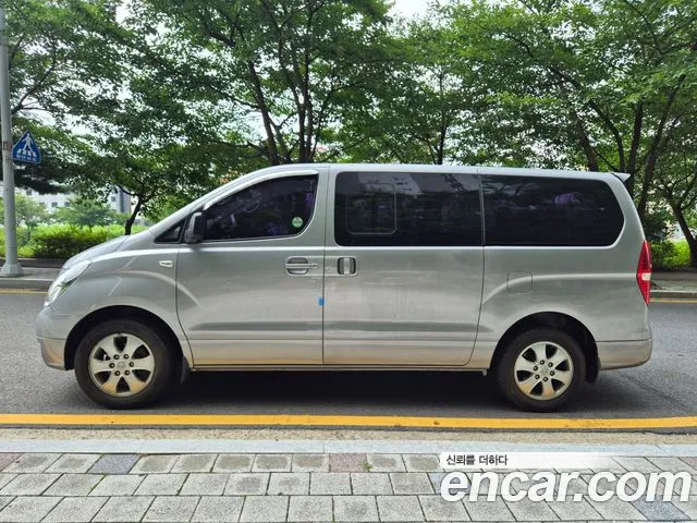 Hyundai Starex 2014 thumb 3