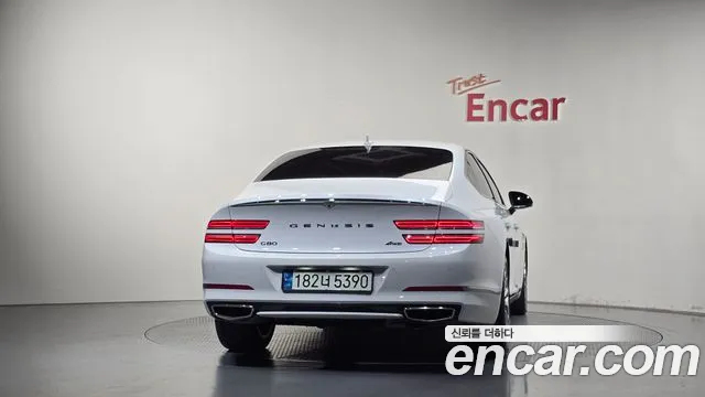Genesis G80 2022 thumb 3