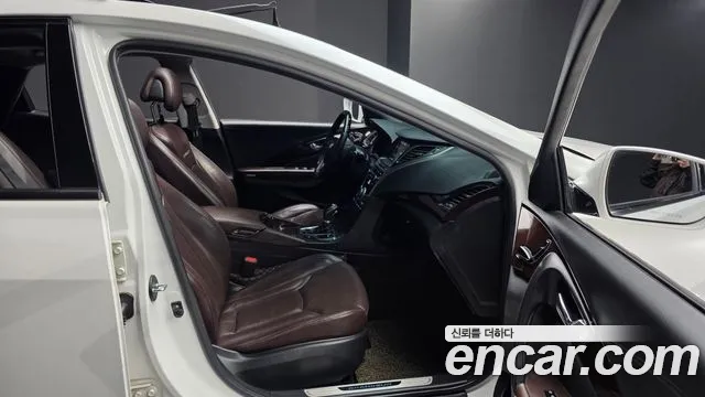 Hyundai Grandeur 2015 thumb 12